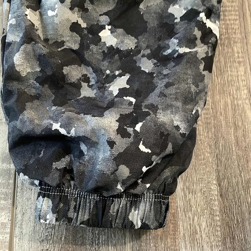 Under Armour Cold Gear Camo Jogger Pants - Picture 4 of 5